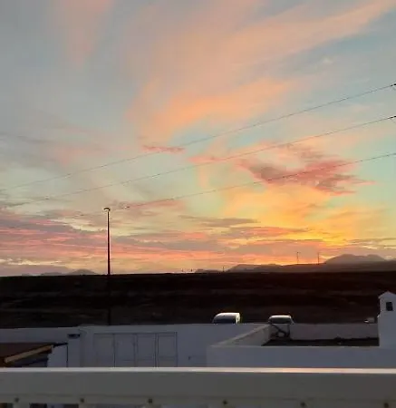 شقة Ca.marcela. 200 Metros Del Mar. *