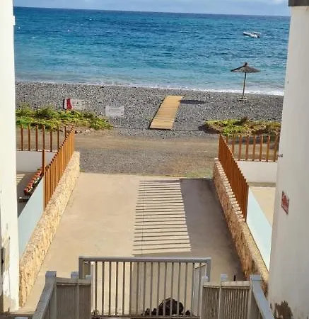 Ca.marcela. 200 Metros Del Mar. *