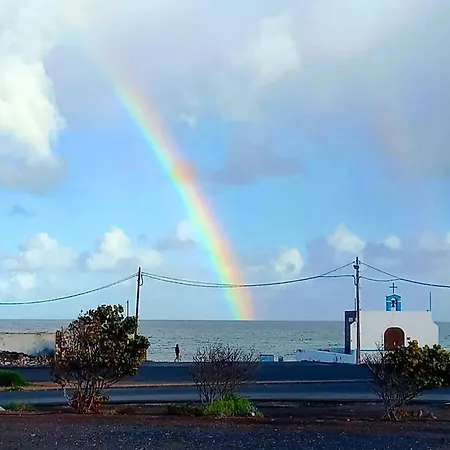 アパート Ca.marcela. 200 Metros Del Mar.