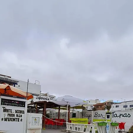 Διαμέρισμα Ca.marcela. 200 Metros Del Mar. *