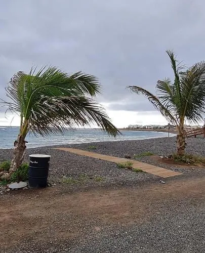 Ca.marcela. 200 Metros Del Mar. *